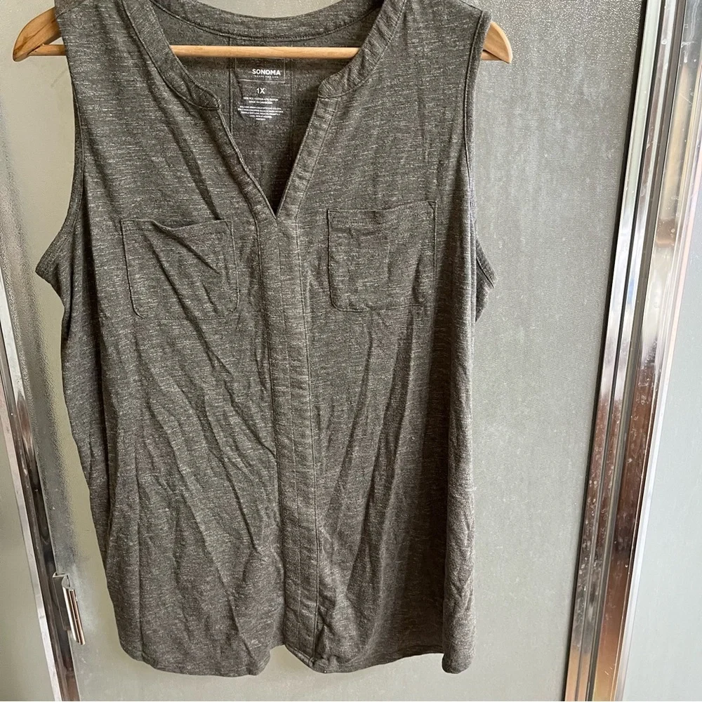 Sonoma - 2 tunic sleeveless tops - Picture 2 of 4